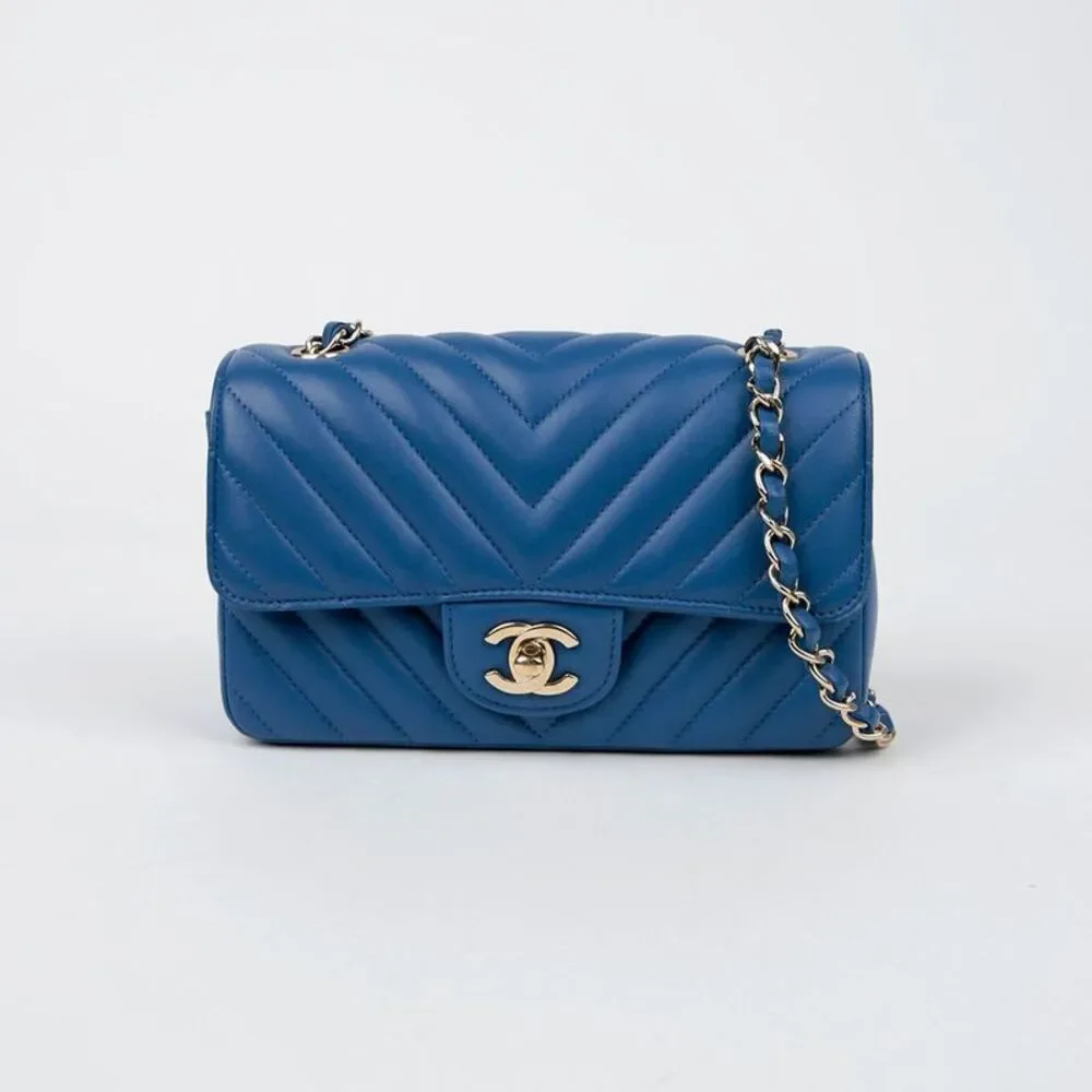 Classic New Mini Chevron Crossbody
